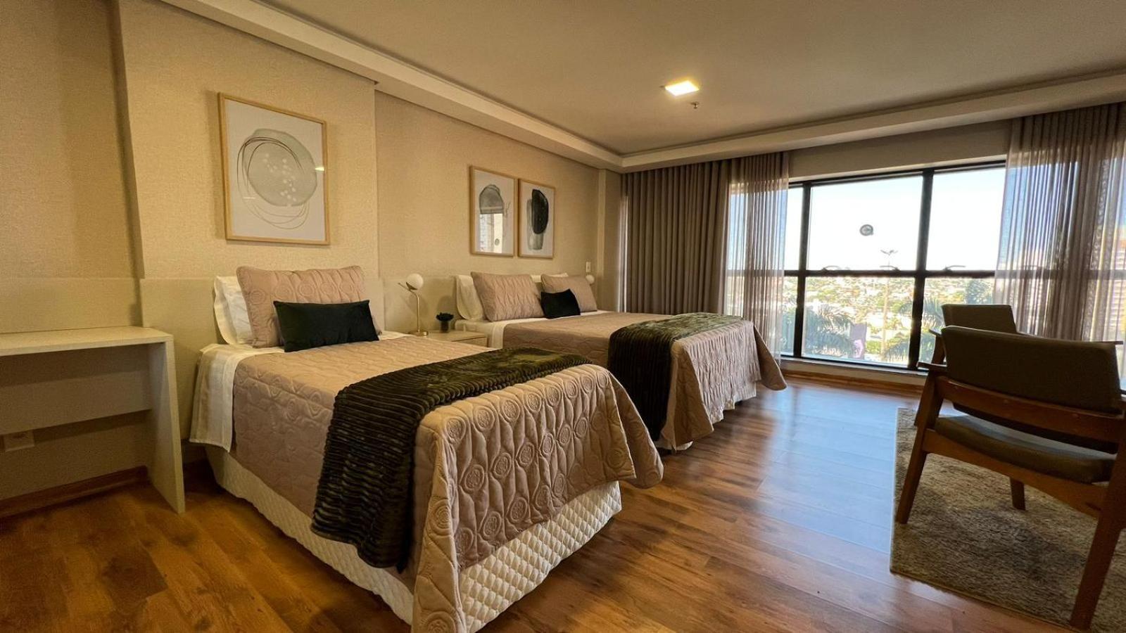 Flat Afonso Pena E Centro De Convencoes Campo Grande Hotel 4*
